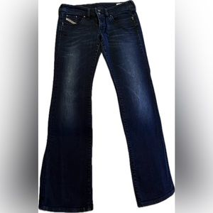 Woman’s Diesel Ronhar Wash 008TI Stretch Blue Jeans